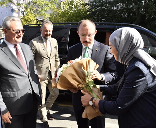 Ticaret Bakanı Tekirdağ’da Ziyaretlerde Bulundu