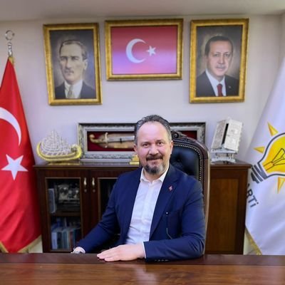 Mestan Özcan: “Gençlerimizin Borçlarını Siliyoruz”