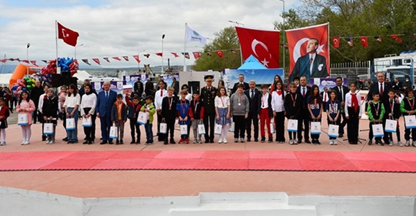23 Nisan Ulusal Egemenlik ve Çocuk Bayramı Coşkuyla Kutlandı