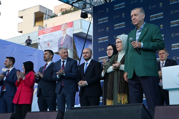 ca0dfb98-5d71-4c33-a998-cd57f7d931af