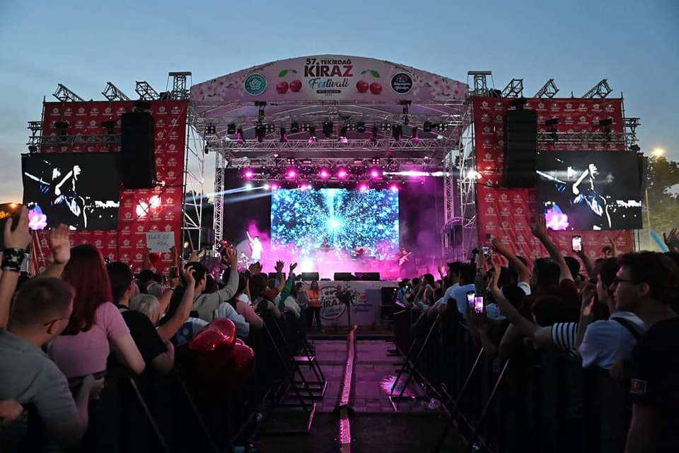 347419742_647581060857924_9008734206379900102_n