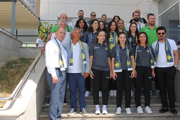 TEKİRDAĞ SÜLEYMANPAŞA SPORTİF A.Ş. YENİ SEZON ÖNCESİ TAKIM TANTIMI GERÇEKLEŞTİRDİ