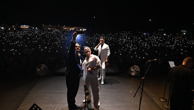 Kiraz Festivaline Eypio ve Oğuzhan Koç Damgası