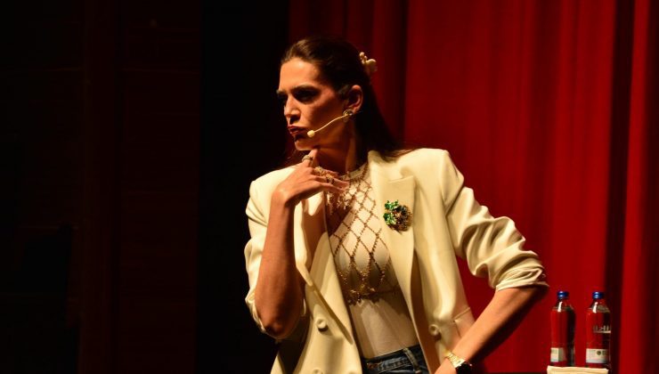 Miray Akovalıgıl Tekirdağ’ı Kahkahaya Boğdu!