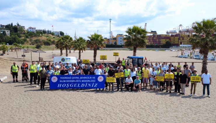 Asyaport Personeli Sahilleri ve Deniz Dibini Temizledi