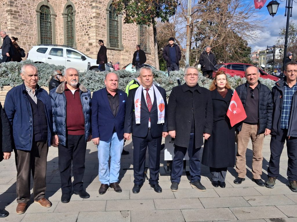 Astsubaylar Tekirdağ’dan seslendi: “İnsanca emeklilik hakkımızdır”