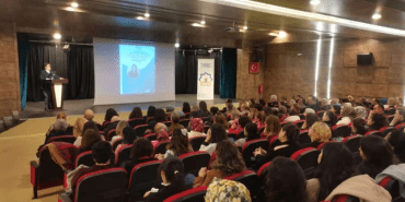 tekirdag-ergenlik-problemleri-se (1)