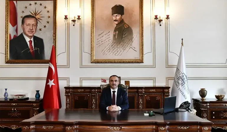 tekirdag-valisi-recep-soyturk-be (1)