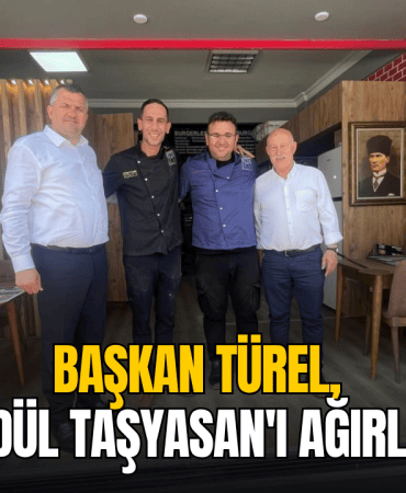 varol-turel-ve-abdul-tasyasan-okyanus-pizzayi-ziyaret-etti